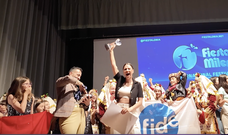 A Capella Fide Wins Grand Prize at World of Choirs